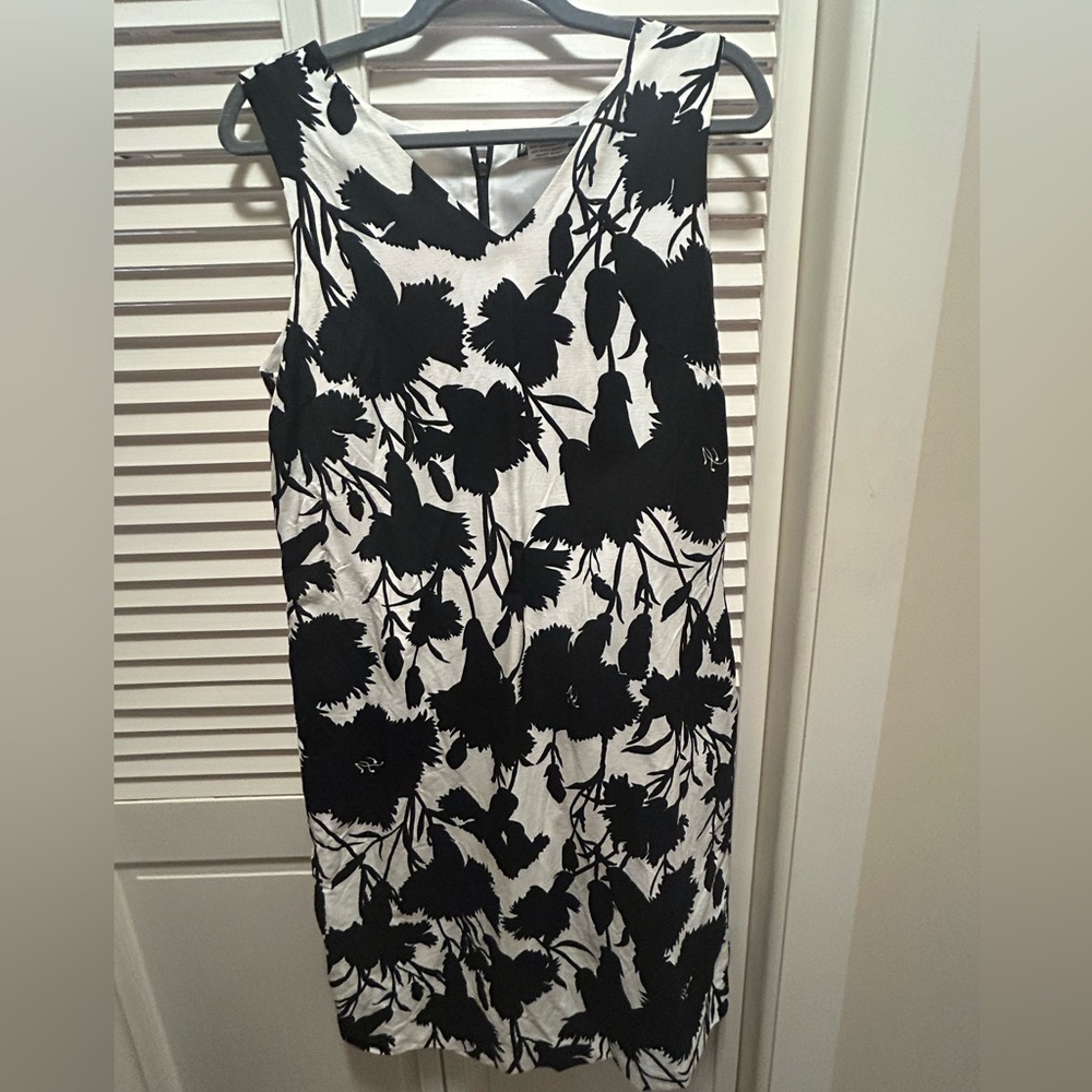 Harve Benard Black and White Floral Midi Dress